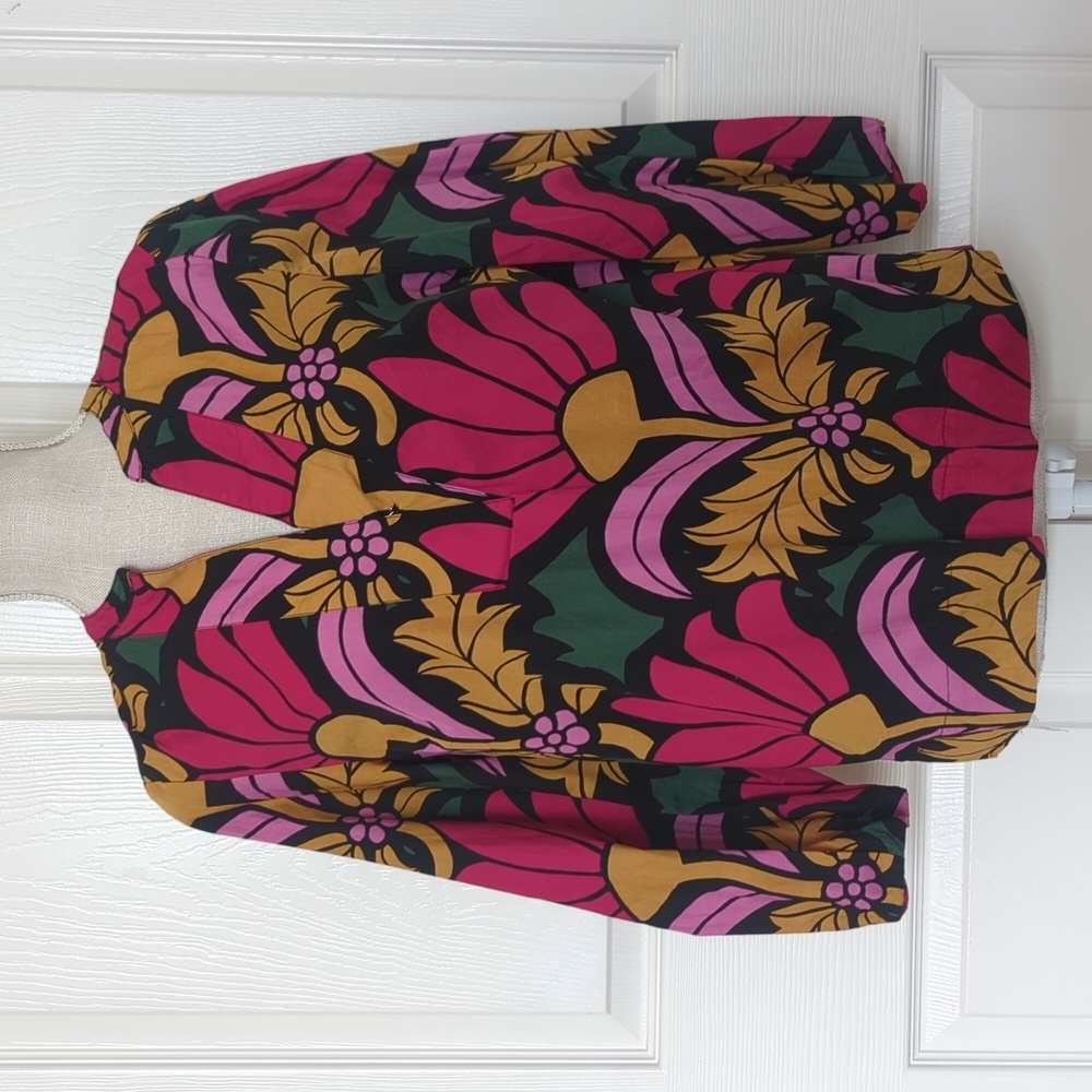 J. Crew Open V-neck Cotton Poplin Top in Ratti® Grandi Fiori - Picture 2 of 7